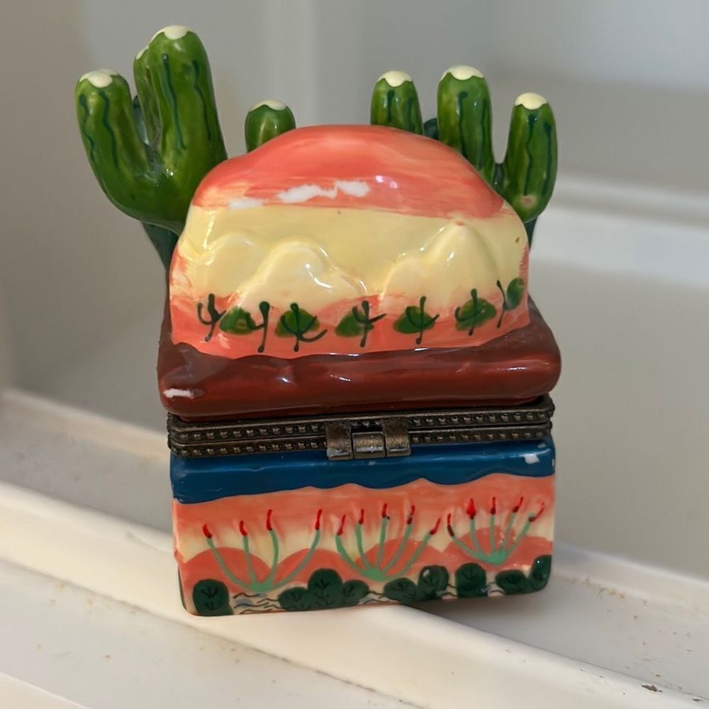 Arizona Trinket Box - Picture 3 of 4
